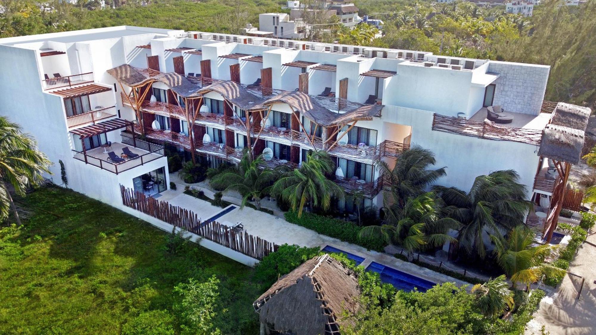 Mystique Holbox By Royalton, A Tribute Portfolio Resort Экстерьер фото